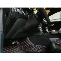 Potáhnutí interiérových dílu do alcantary