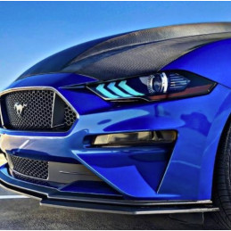 Hlavní světlomet s funkci sekvenčních blinkru a barevného nastavení