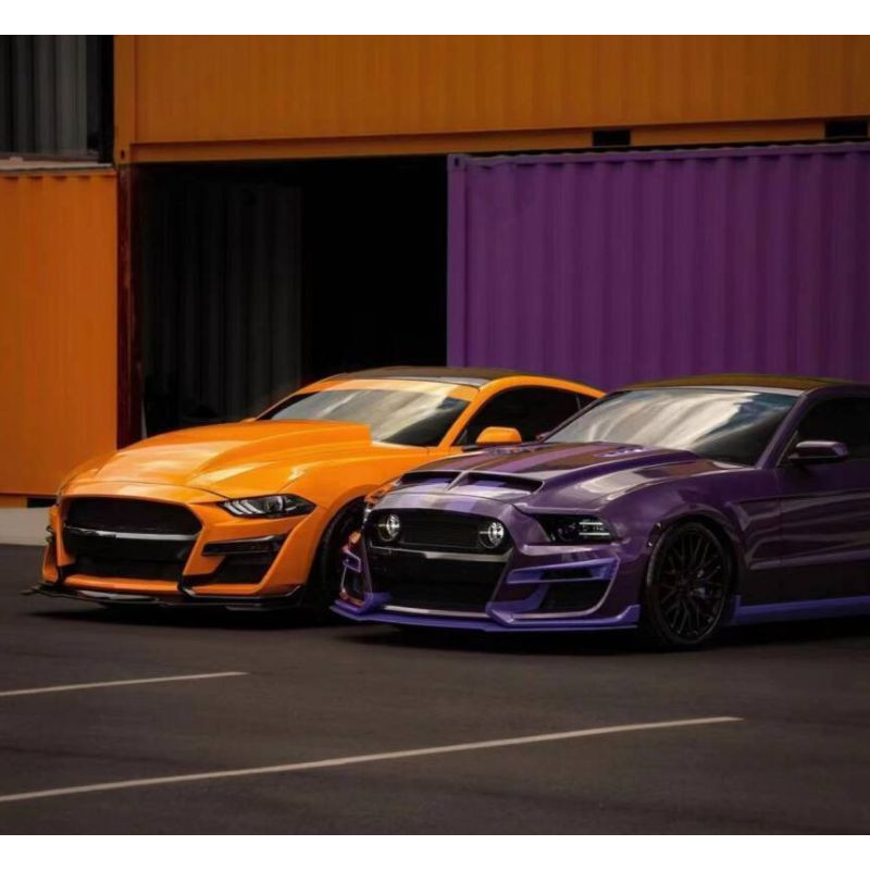 Přední nárazník ve stylu MP + LED směrová světla (MUSTANG 13-14)