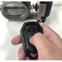 Elektronická jednotka pro ovládání klapek ve výfuku pro Mustang 2017-2023