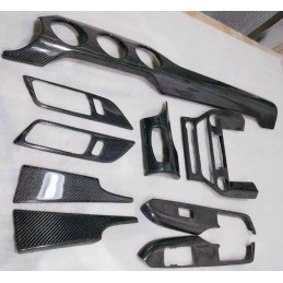 Karbonový interiér