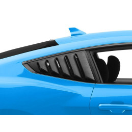 okenní žaluzie – leskle černá