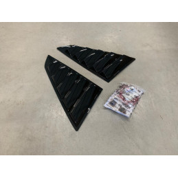 okenní žaluzie – leskle černá