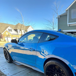 Křidélka bočních prahů MP Concepts ve stylu GT500