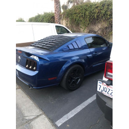 Žaluzie zadního okna - matná černá